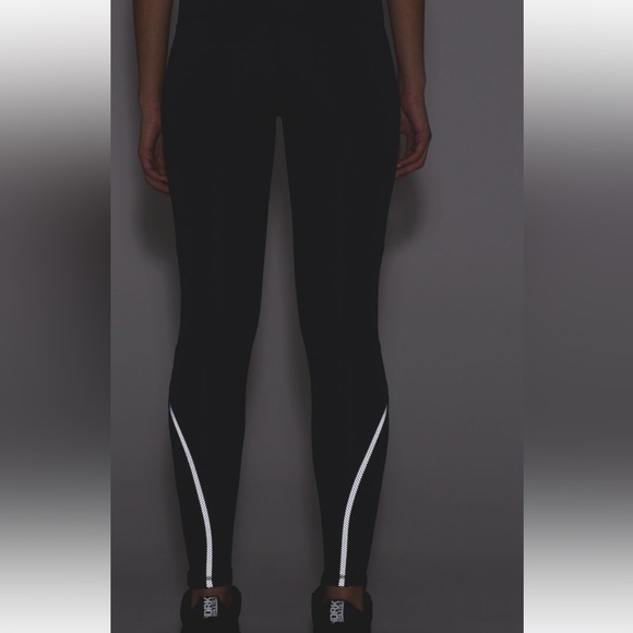 Lululemon Cadence Crusher Tight *Brushed - Picture 2 of 11